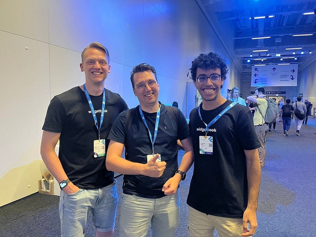 Me (Bas) meeting Youssef and Jens from Widgetbook at Fluttercon 2023