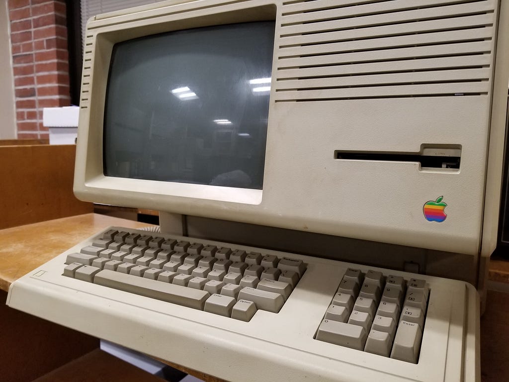 Old Apple computer from http://scua.library.umass.edu/images/blogs/lisa.jpg