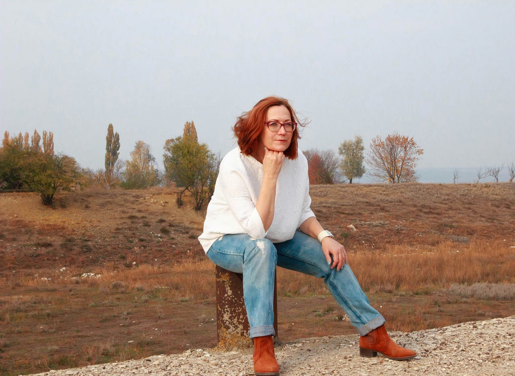 Autumn. Portrait of a woman in her mid-fifties. Don't forget to credit the author, please)