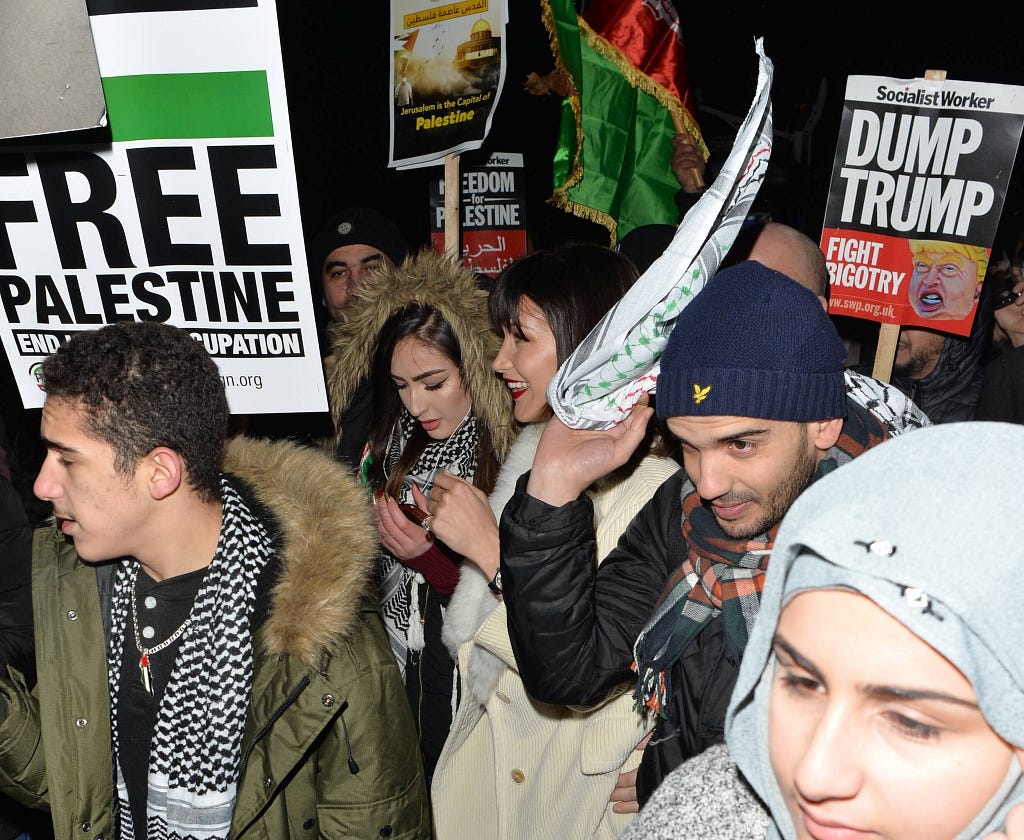 Antisemitismusvorwürfe: Adidas ändert Kampagne mit Bella Hadid