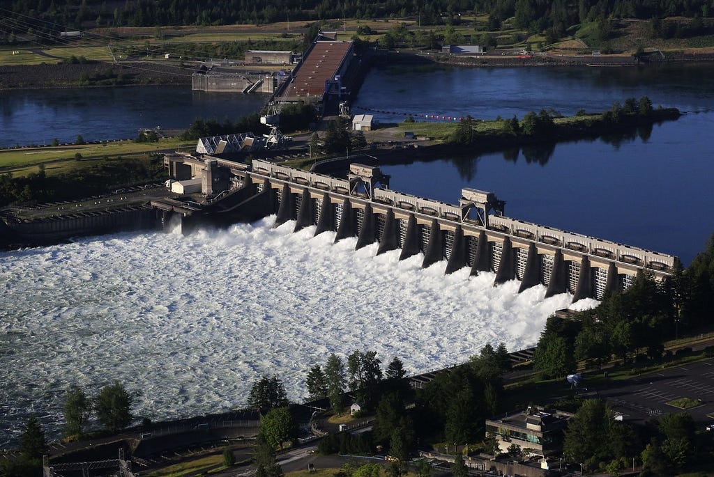 BPA dam on the Columbia River (Alan Berner | The Seattle Times)