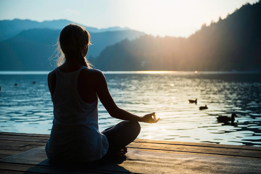 does meditation help to lower cortisol?