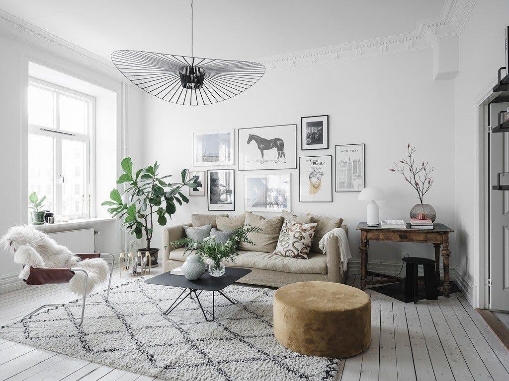 Stylish and spacious living area - via Coco Lapine Design blog