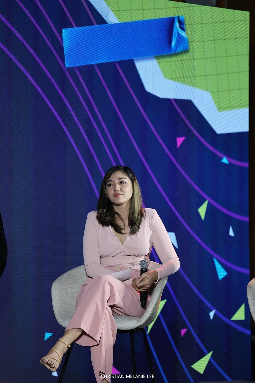 Photo by Christian Melanie Lee — Kaye Labay Discussed the Freelancing Gig Economy in the Philippines at GCreator Fest by Globe Telecom