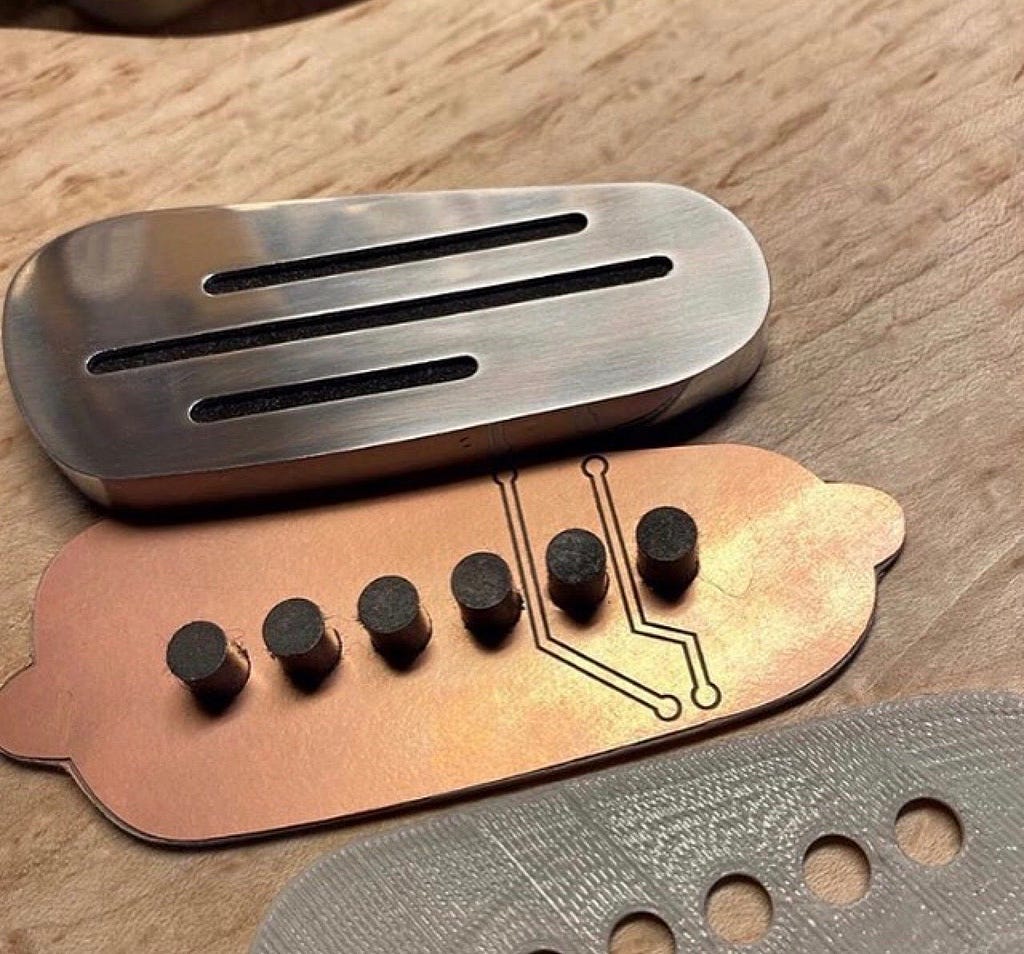 Custom humbucker pickup by Michael King.