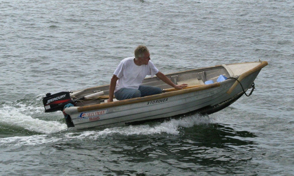 110315_yankeebill_planing_dinghy_1600x960_opt8