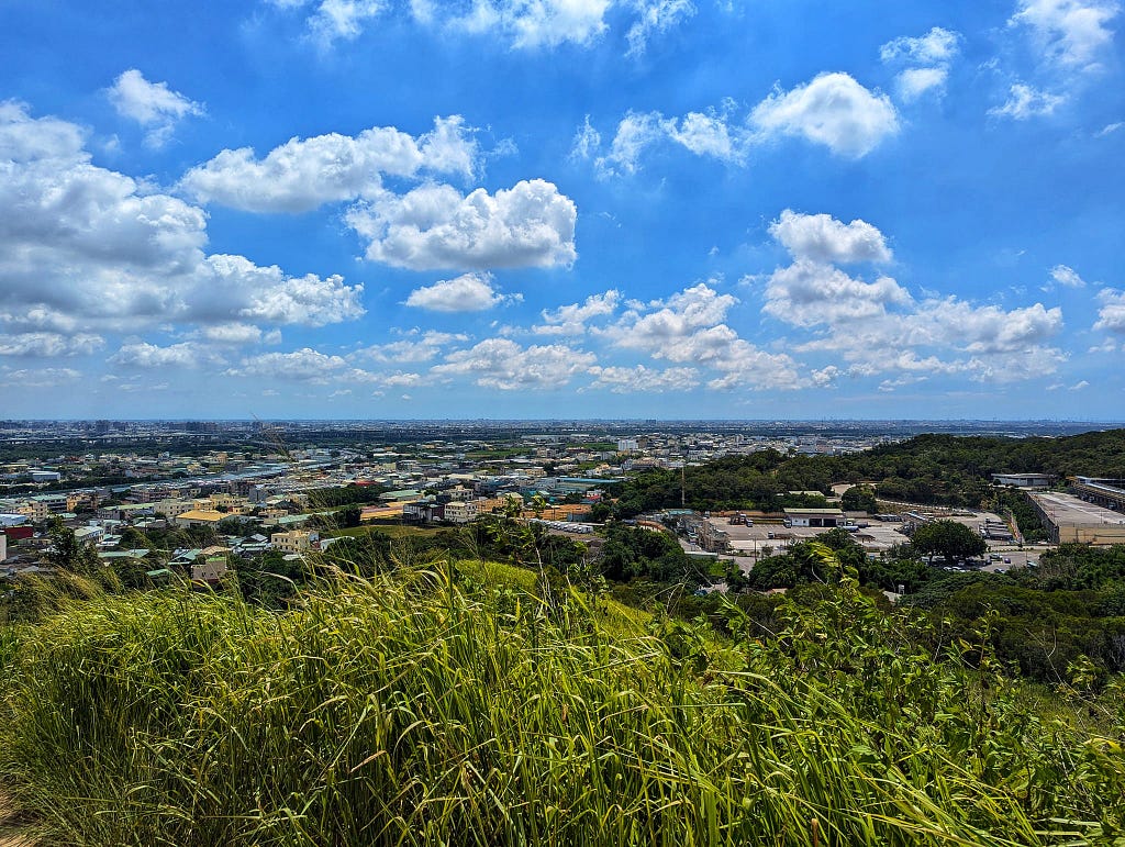 The view of Wuri District from the dirt path.