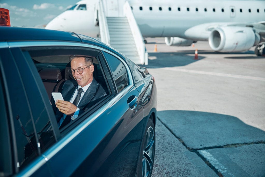 Experience the Elegance of Platinum Airport Transfers