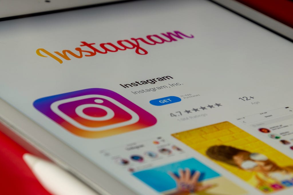 How to Stay Consistent on Instagram