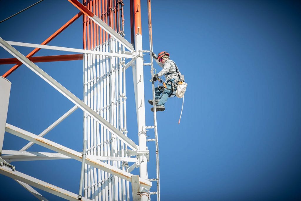 Martha Ramos, DISH Female Tower Climber