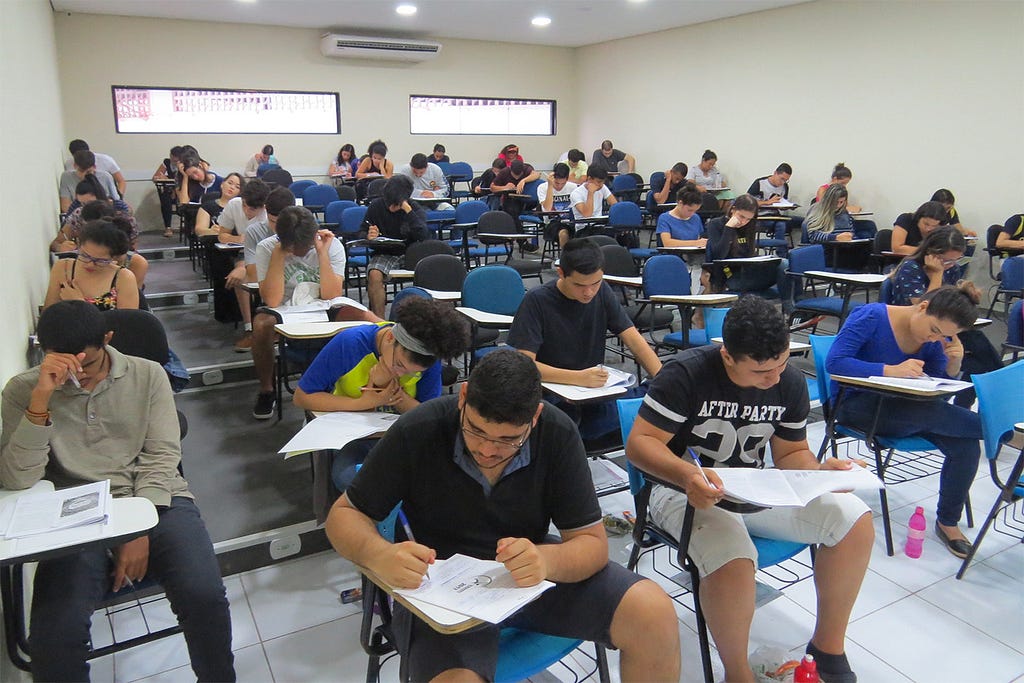 https://guiadovestibulinho.com.br/wp-content/uploads/2021/11/enem-2018.jpg?x66720