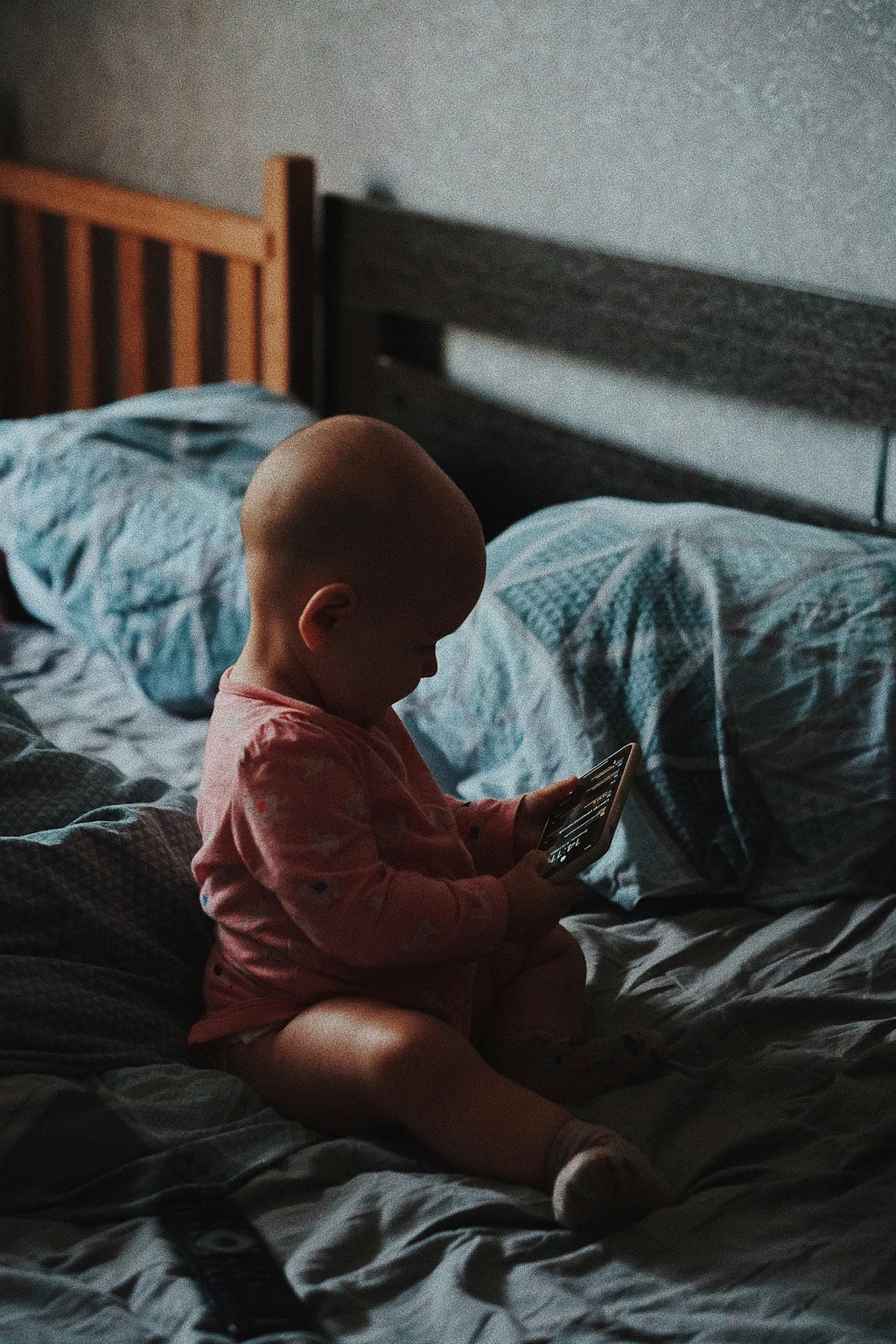 Baby with smartphone