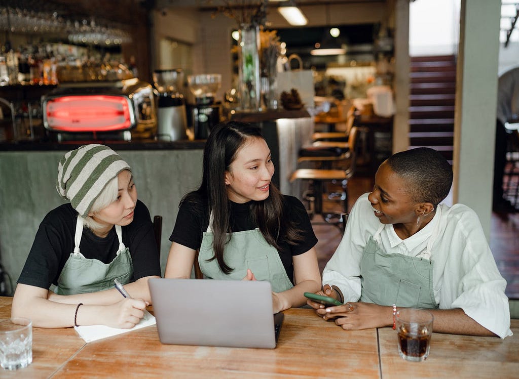 restaurant workers using guest database for marketing