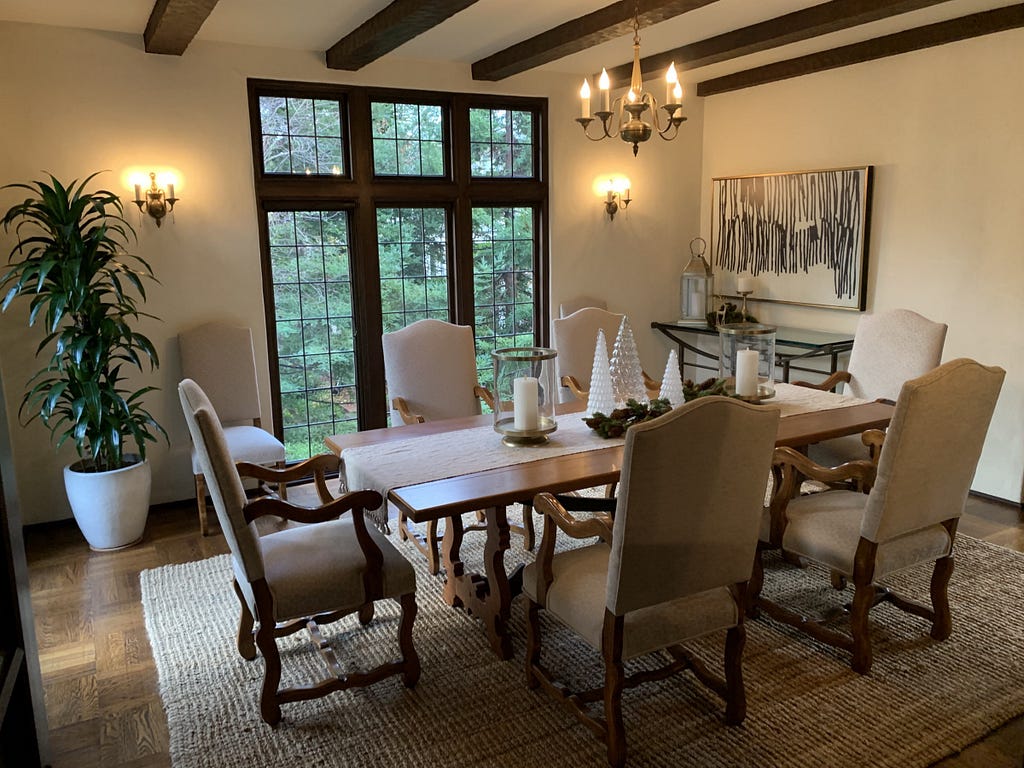 Home dining room