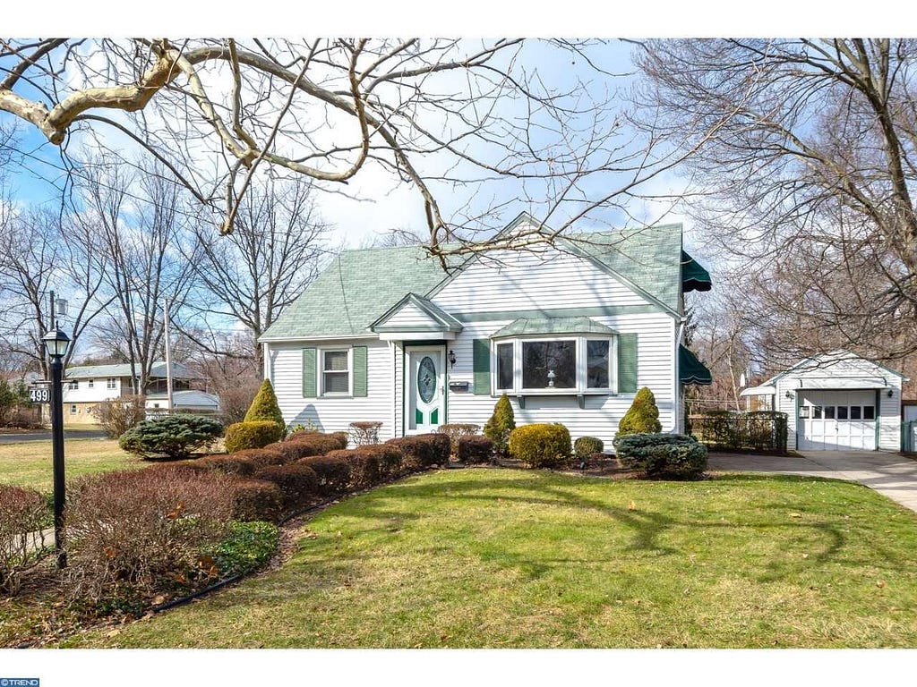 499 Austin Ave, Barrington, NJ