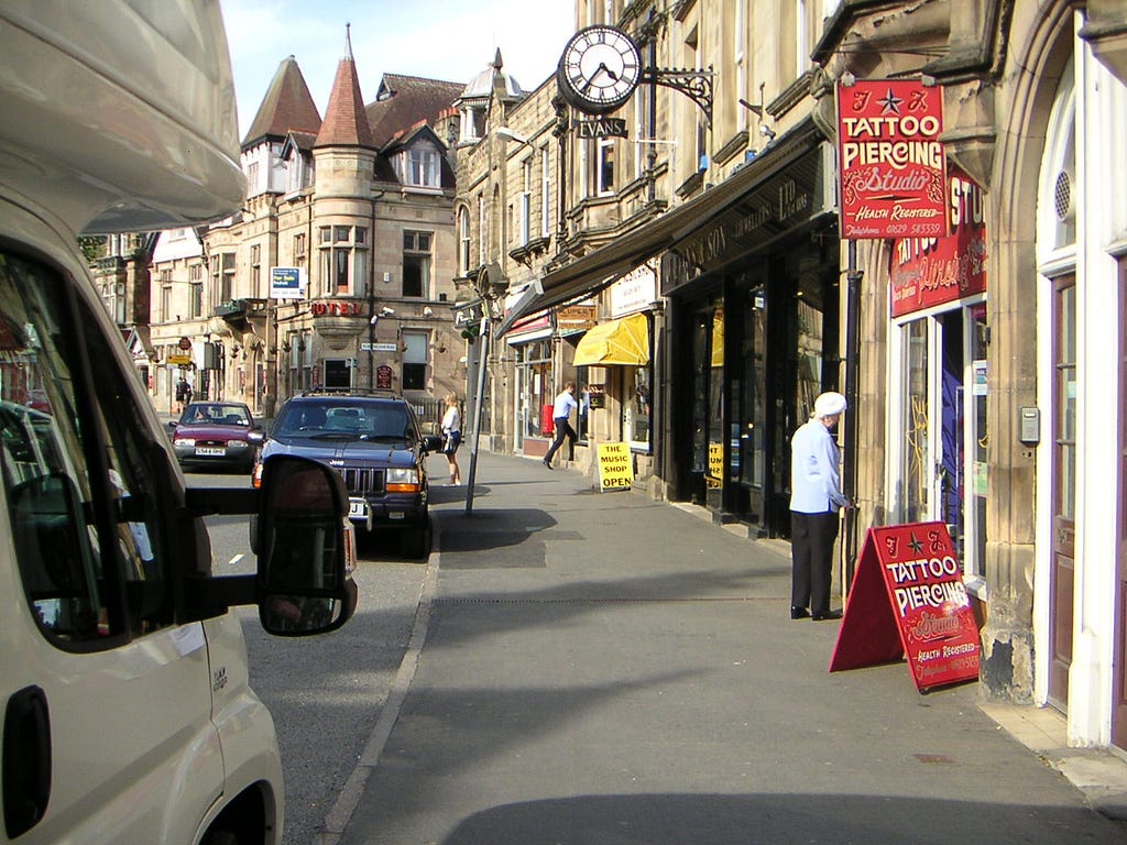 Dale Road Matlock August 2010.jpg