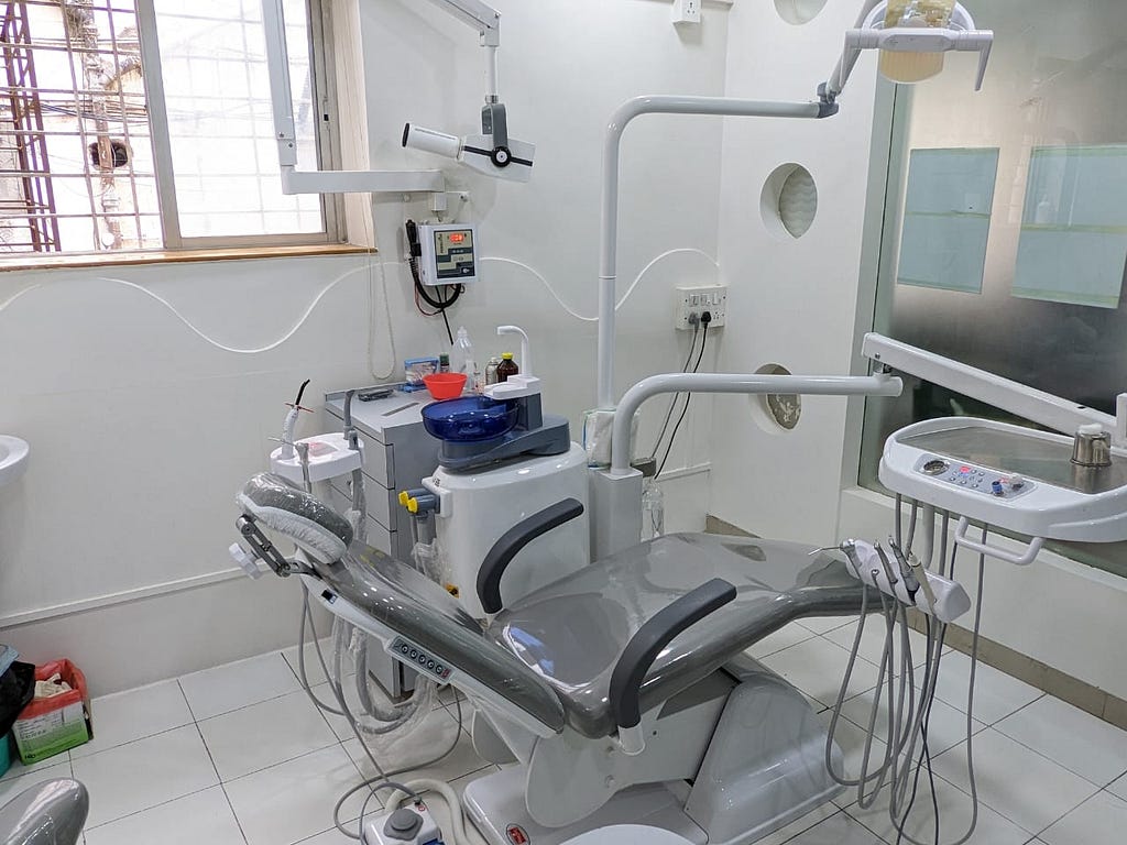 best dental clinic in Parvati