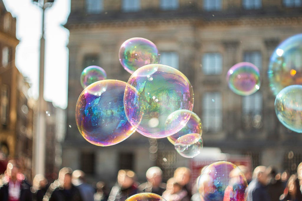 overlapping bubbles