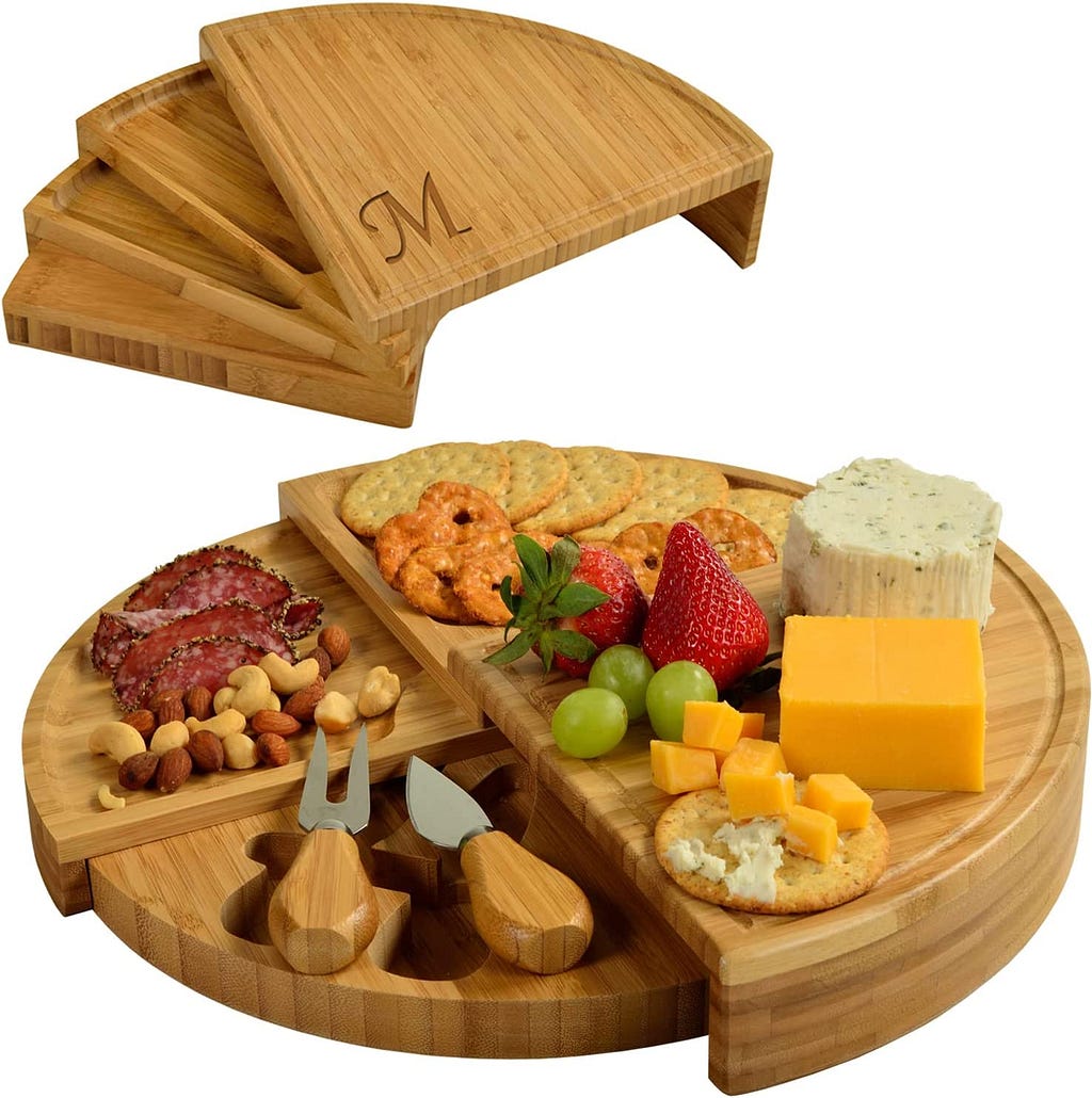 round wooden engraved acacia platter