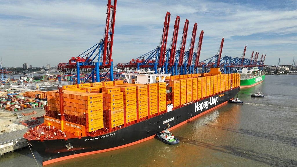 Hapag-Lloyd Ship