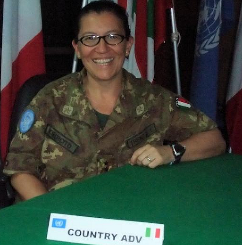 Elisabetta Trenta en uniforme (FINUL Liban)