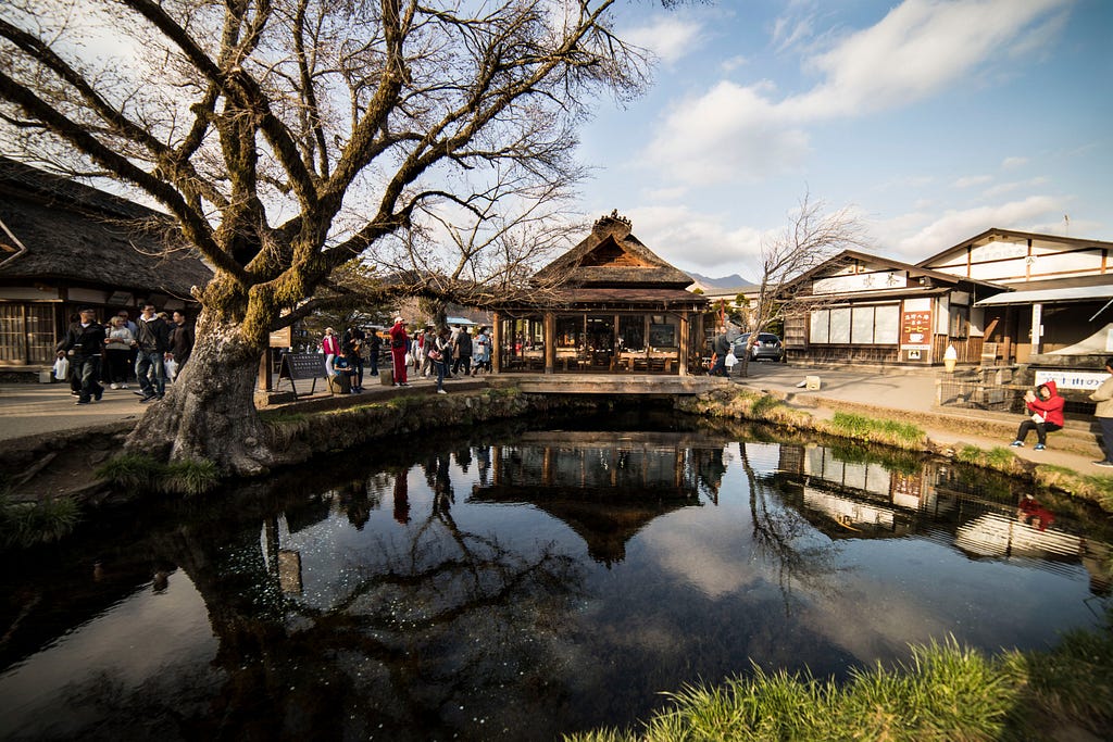 5 Fuji Lakes: Oshino Hakkai Village