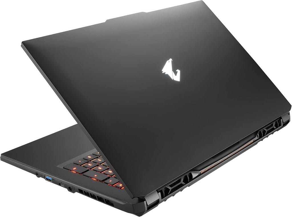 GIGABYTE - AORUS 16X (2024) Gaming Laptop - 165Hz 2560x1600 WQXGA - NVIDIA GeForce RTX 4070 - Intel i7-13650HX - 1TB SSD with 32GB DDR5 RAM - Win11 Home AD (AORUS 16X 9SG-43USC64SH)