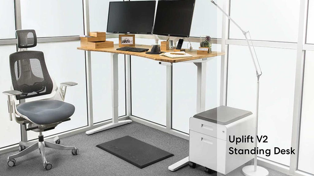 Uplift desk