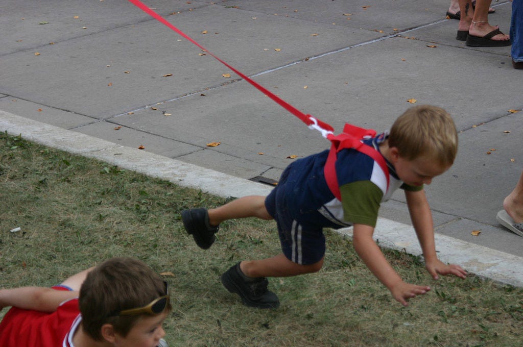 Stupid child leash example