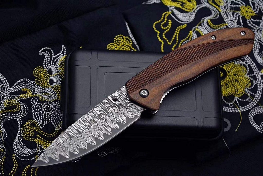 Top 10 Best Damascus Pocket Knife Reviews | BestDamascusKnife.com