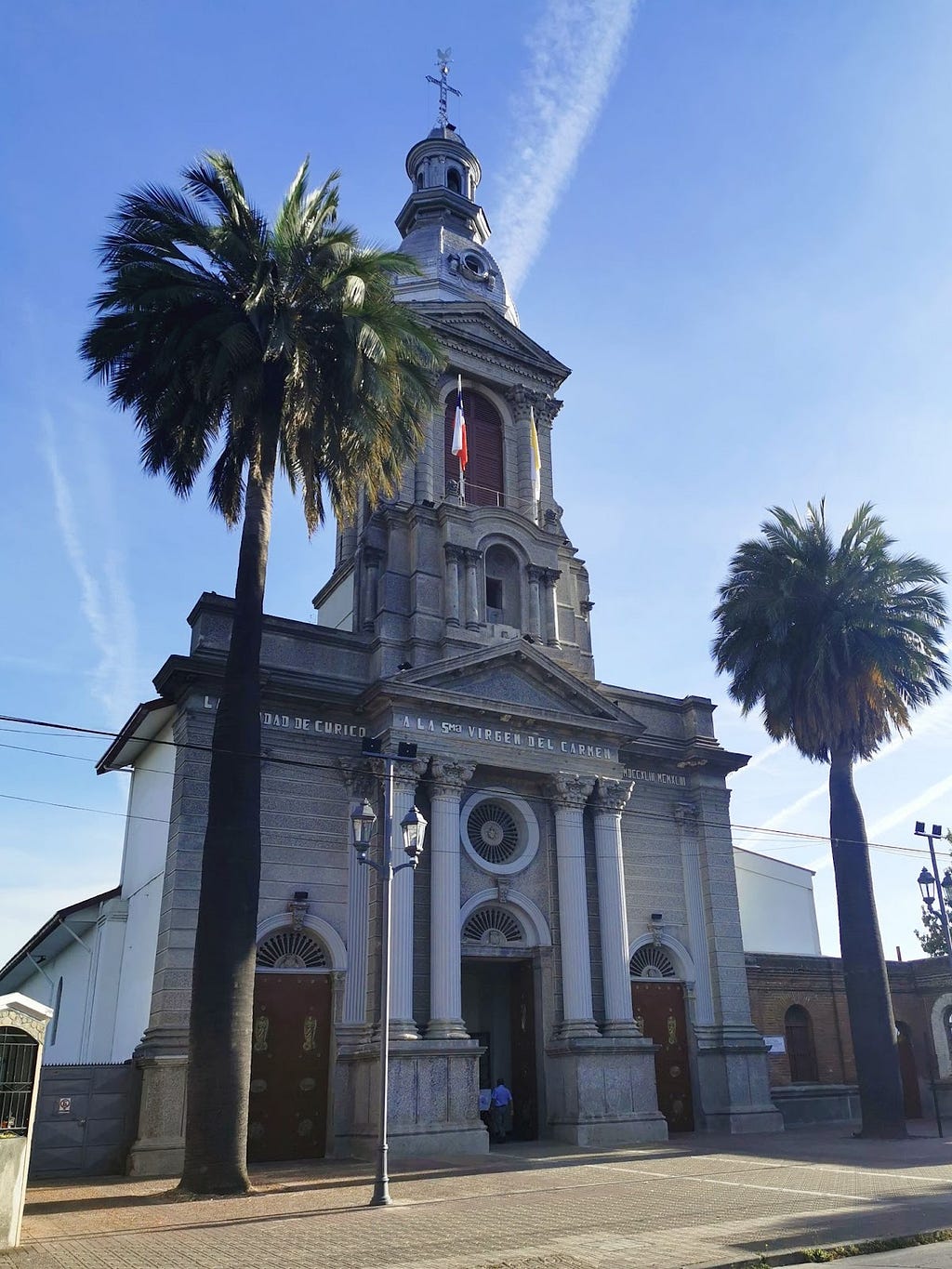 Iglesia El Carmen de Curicó. Autora: Valentina Pavez.