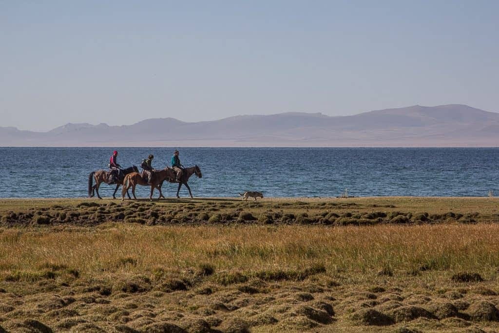 Horseback riding on the lake shore | Travel Land |