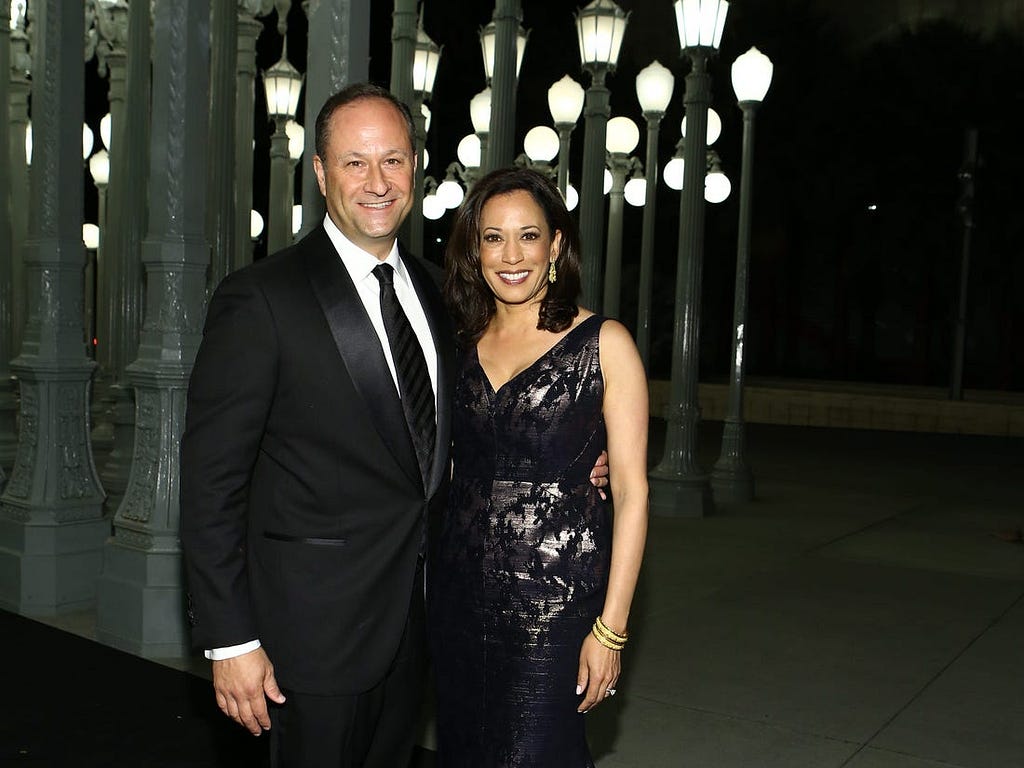 Doug Emhoff and Kamala Harris at an event in 2014.