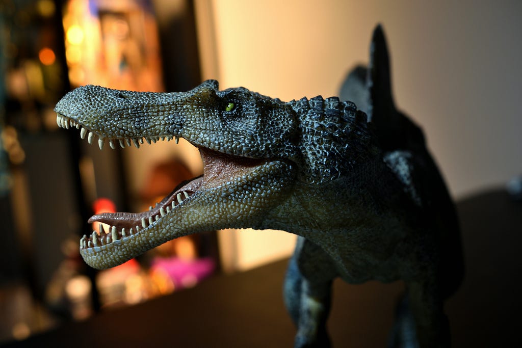 A toy spinosaurus