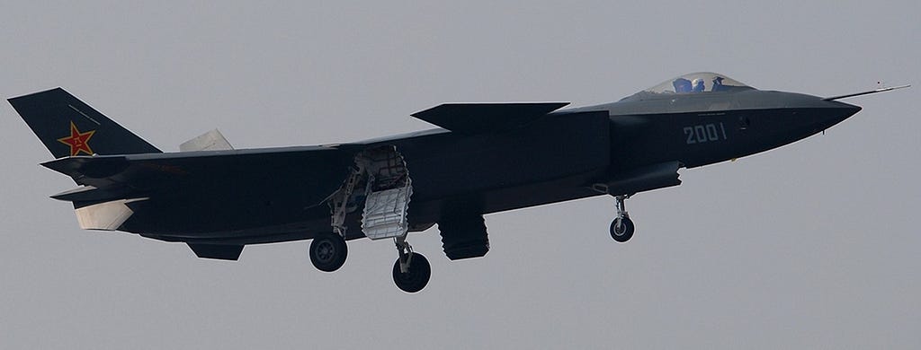 Initial pictures of J-20 were not conducive to searching for the presence of a gun, partly because very few high quality pictures of the dorsal side of the aircraft could be taken by photographers, and partly because the matte black paint of initial prototypes made identification of panel lines immensely difficult which was further compounded by a lack of very high quality pictures