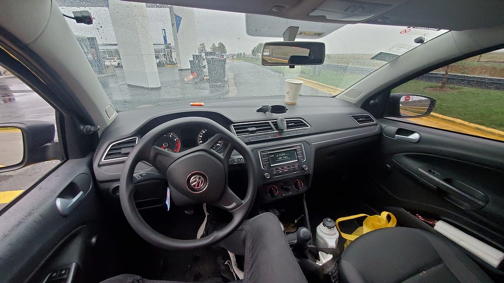 Foto de mi auto, Volkswagen Gol 2017 en la Ruta Provincial 2 «Autovía Juan Manuel Fangio»