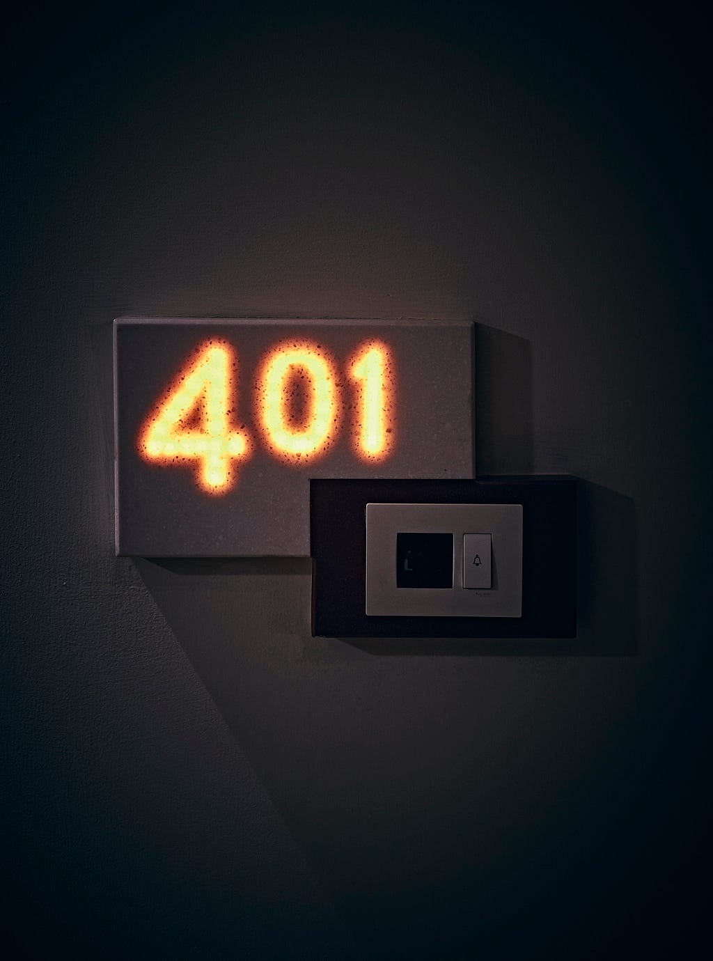 Picture showing the number 401 on a small frame