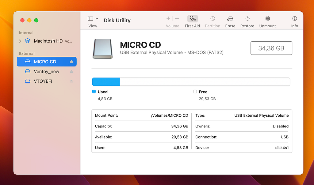 Select SD card in Disk Utility