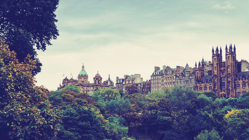 Edinbugh the best student city in the uk