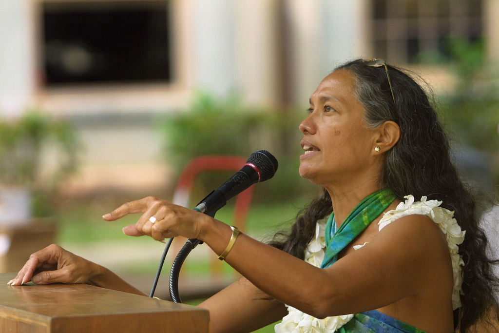 Dr. Trask speaking in 2001 at the University of Manoa campus where she helped establish the field of Hawaiian studies.