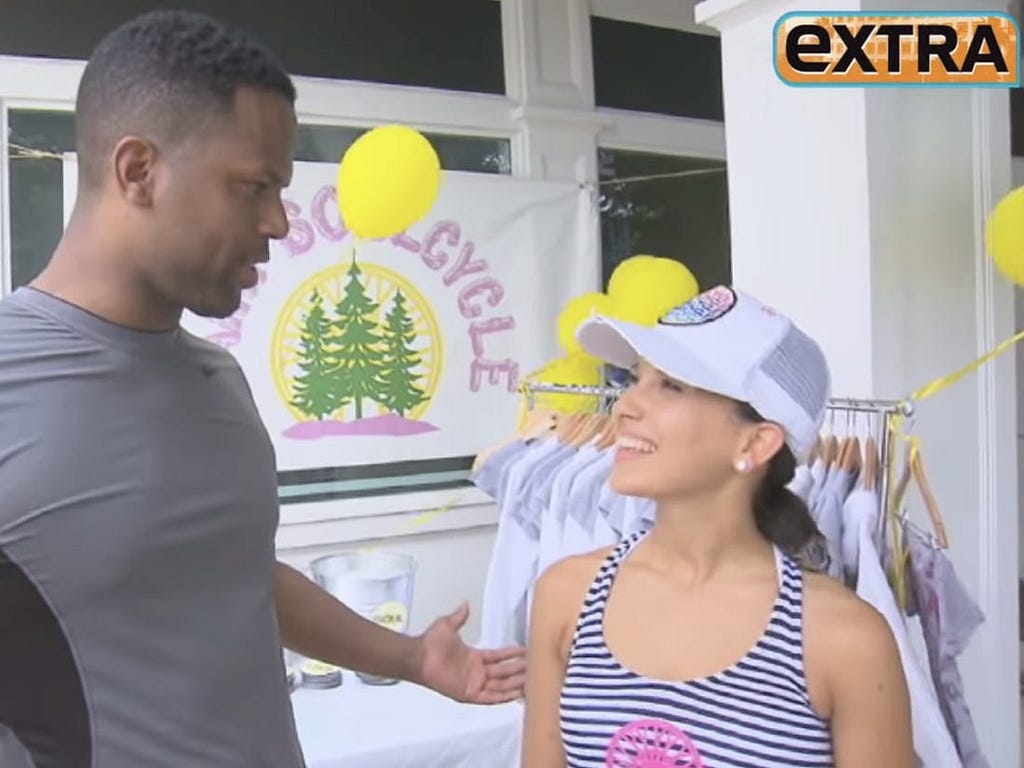 Baldwin speaking with A. J. Calloway for a web feature via “Extra.”