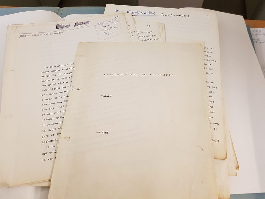 Handschrift ‘Berichten uit de wildernis’. Grotendeels gepubliceerd in ‘Brief aan Dorothy, en andere verhalen’; 1987.