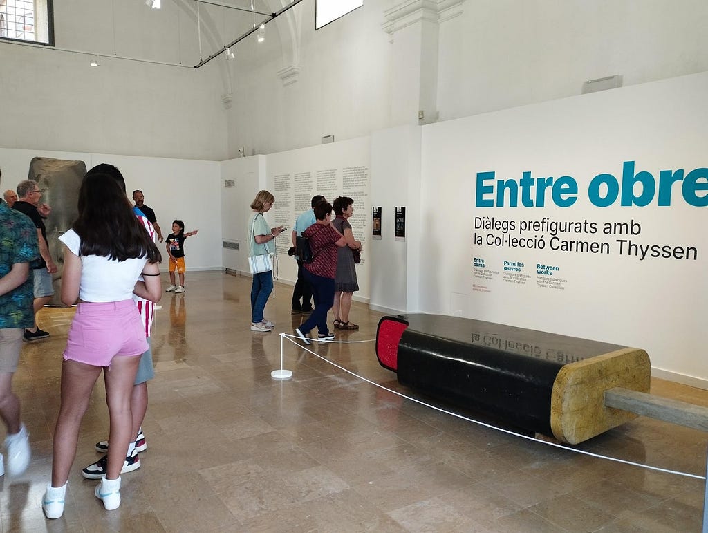 Entrance to the exhibition. Photo: Pilar Viviente.