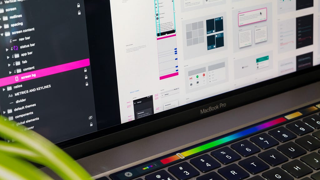 MacBookPro con un programa de diseño abierto