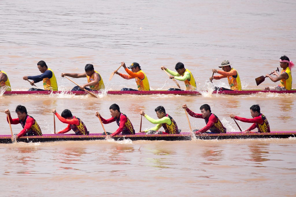 Dragon Boat Racking Finals in Vientiane, Laos