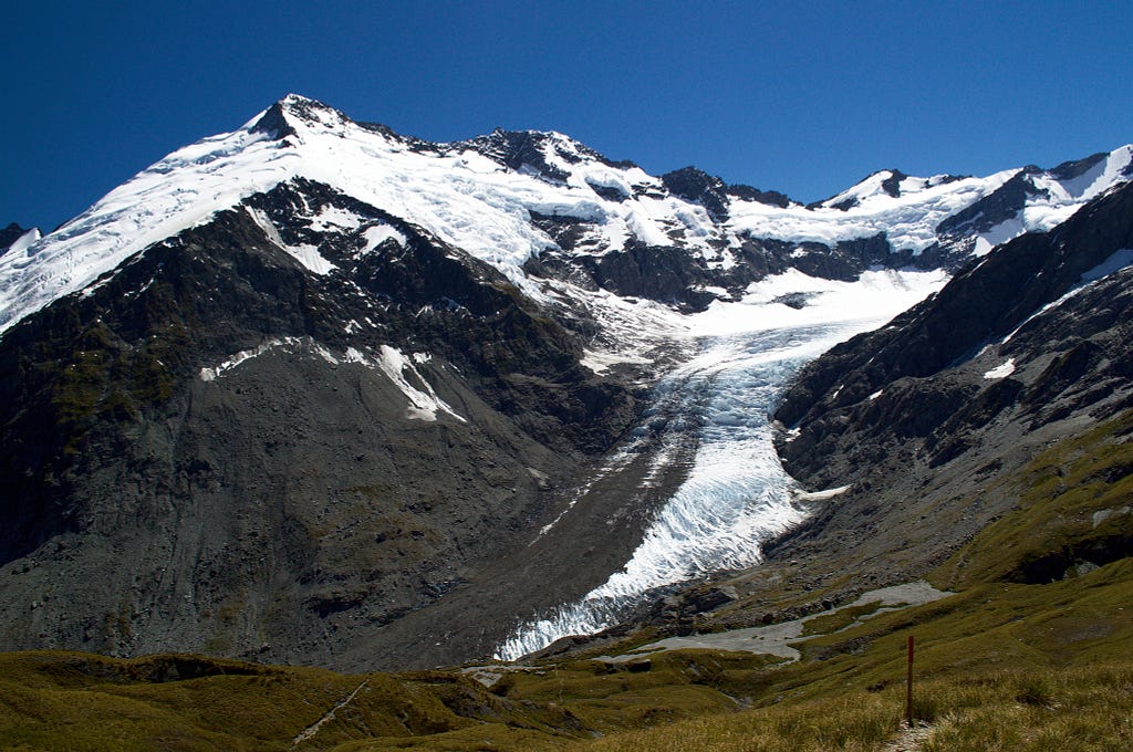 Hikes in NZ: View of the Dart Glacier
