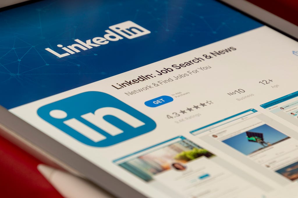 How to Make Money Using LinkedIn