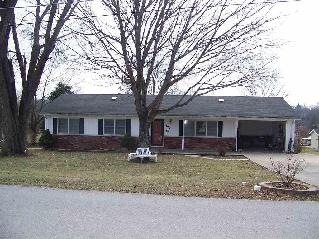 273 W Bernadine Dr, Paoli, IN