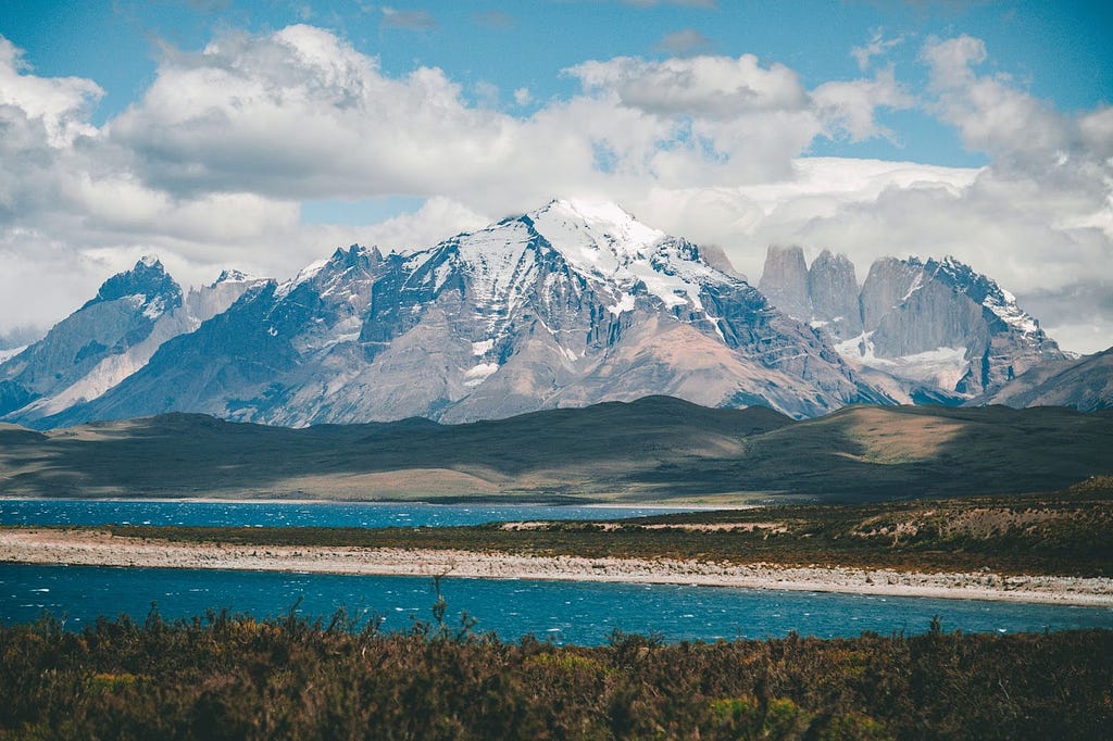 Patagonia is blessed with enchanting landscapes, from Jagged glaciers, snow-capped peaks, glittering turquoise lakes.
