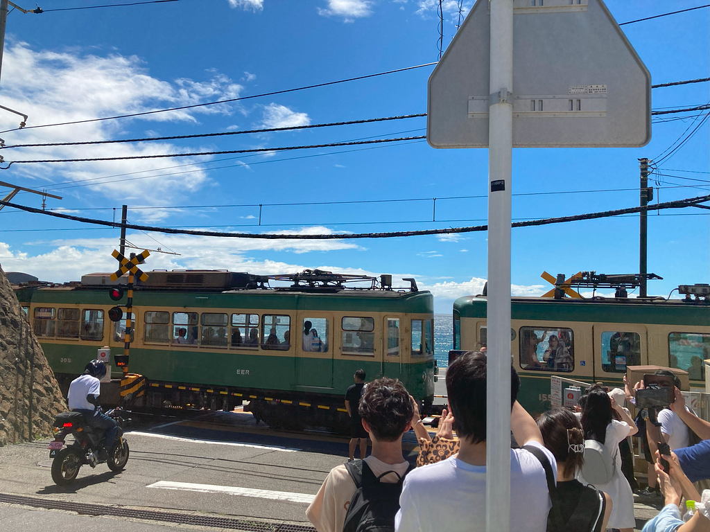 Photo of the Enoden Railway Crossing in Kanagawa, Japan.